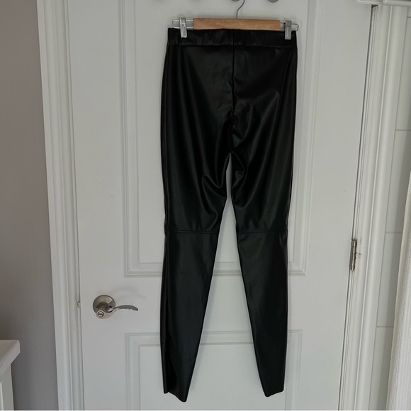 WOLFORD
ESTELLA LEGGINGS - FAUX LEATHER size 10 - Picture 8 of 9